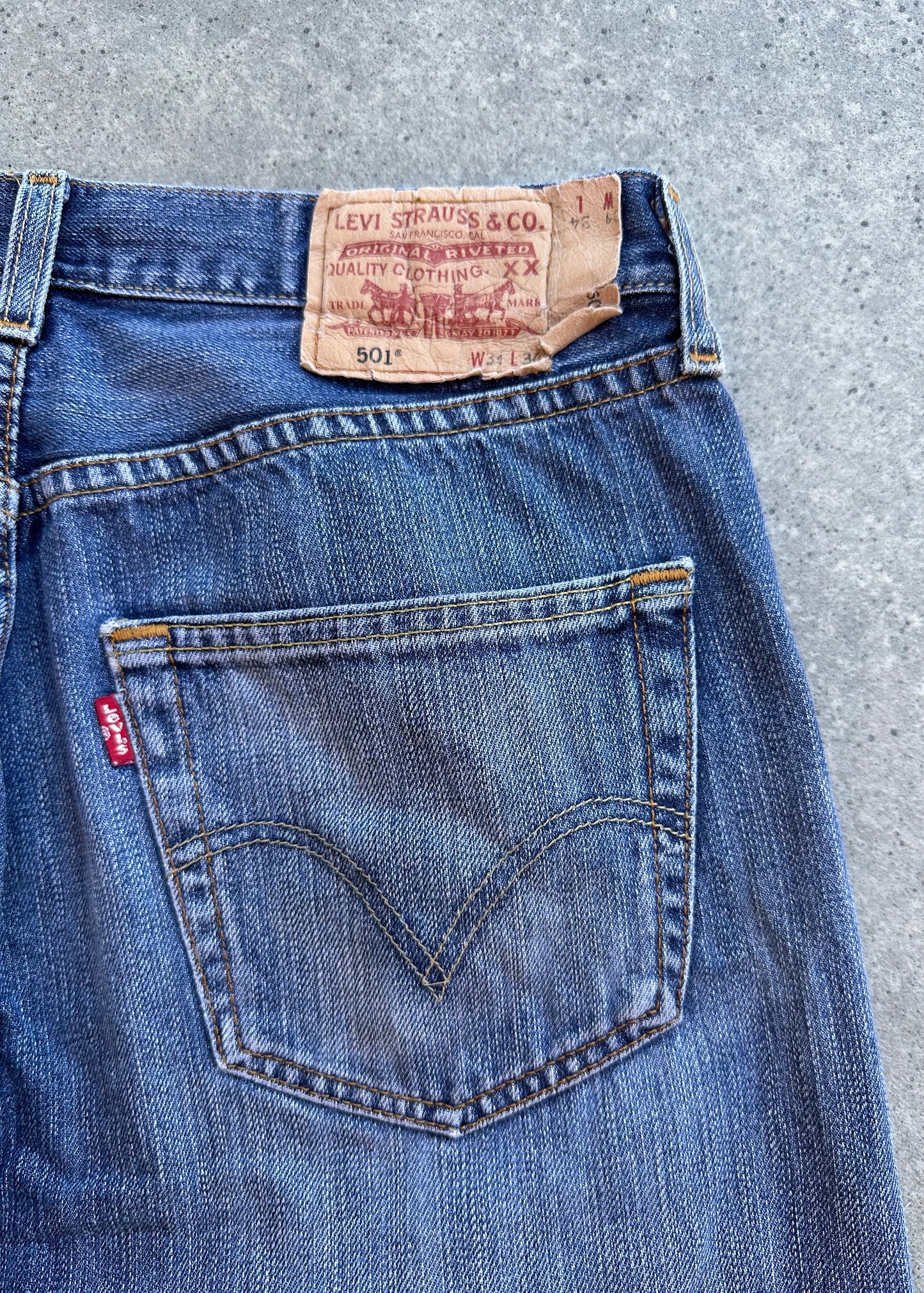 B3UPCYCLE - MULTIPOCKET LEVI’S JEANS #7