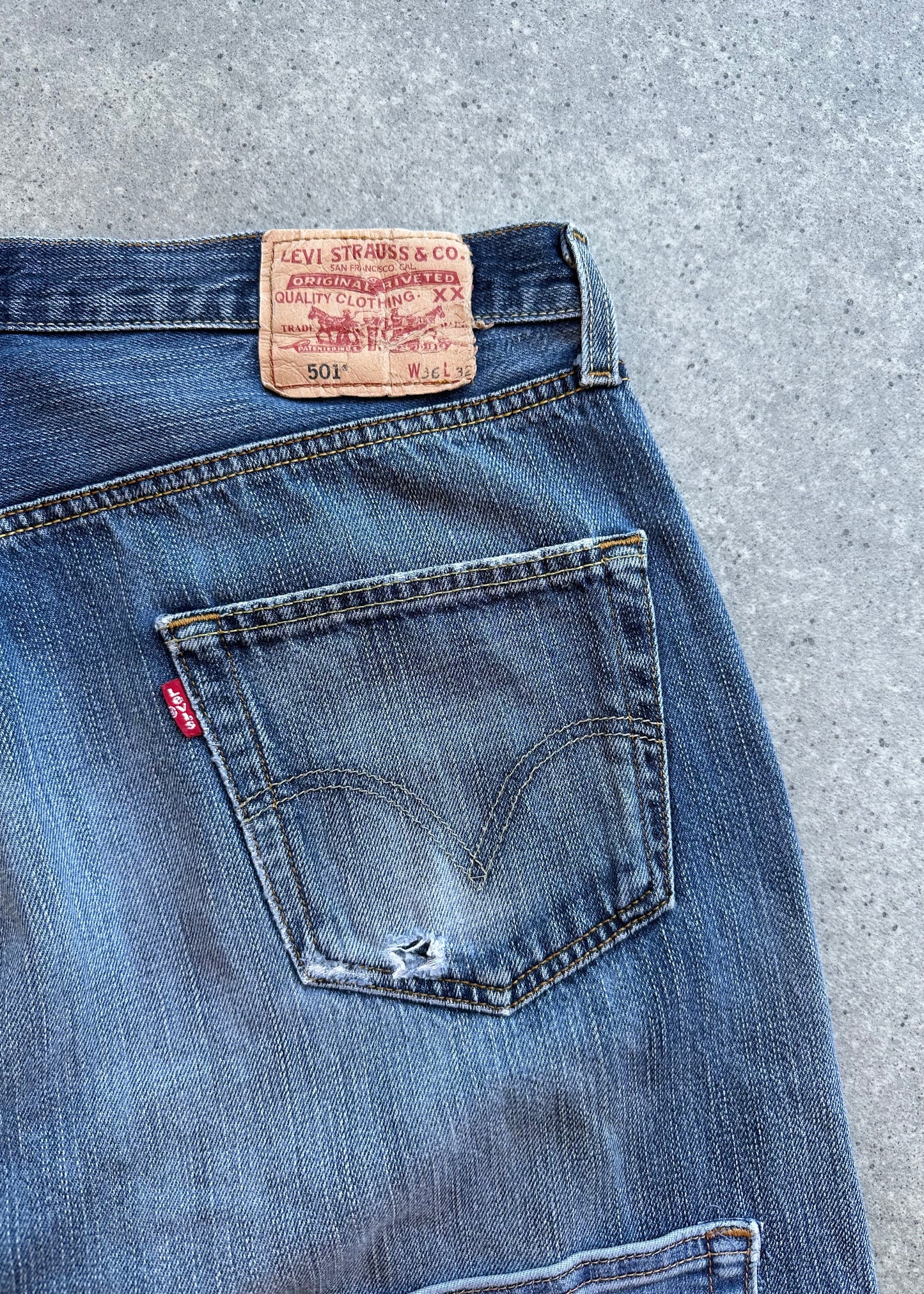 B3UPCYCLE - MULTIPOCKET LEVI’S JEANS #8