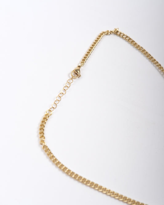 B3UPCYCLE: CHANEL UPCYCLE NECKLACE WHITE BIG GOLD BUTTON